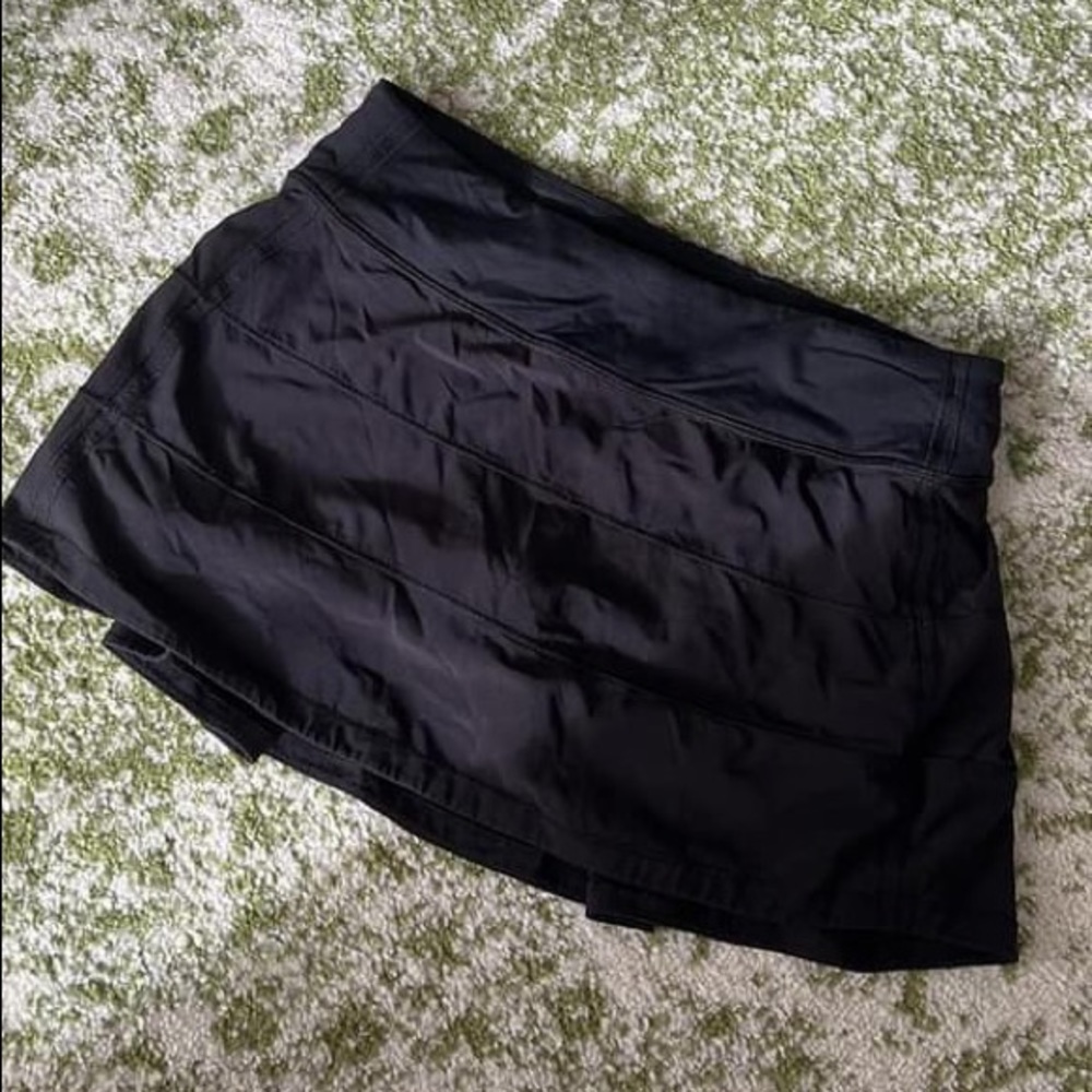 Lululemon pace rival skirt size 6